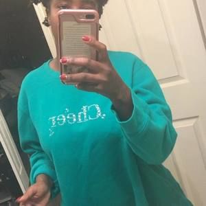 Meet your Posher, Joan